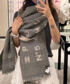 Chanel 24coco Chanel collection, the same scarf as Zhang Yuxi, is known as the best looking a4246tsl