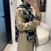 On the hot selling list, high-end quality knitted and spliced scarves from G Home are rare i5h3lmzyv