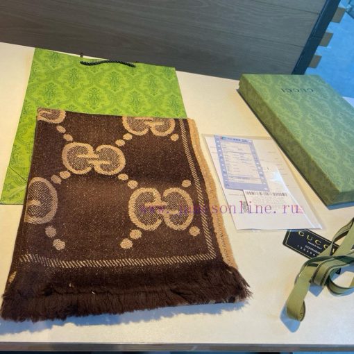This scarf is an unbeatable classic for autumn and winter. It's so popular that almost everysa2n3ntx - Image 5