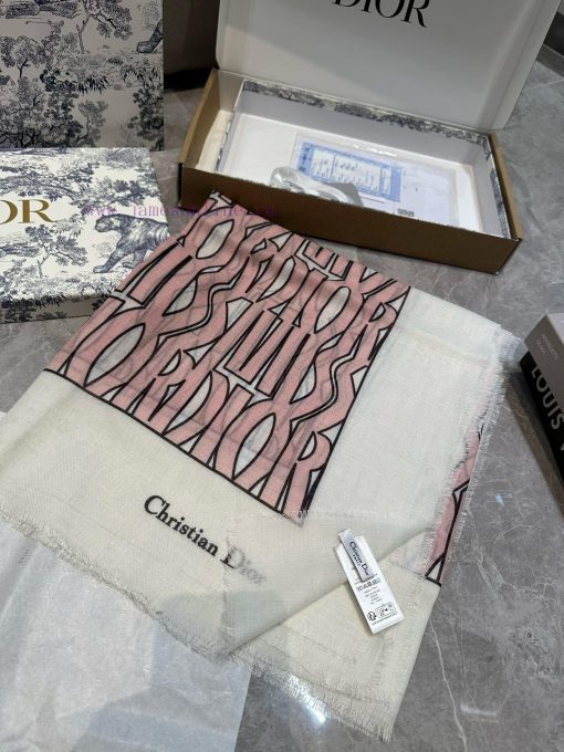 Dior's latest flagship letter graffiti 140, which is very easy to match for both vacation an4lh2ev62 - Image 7