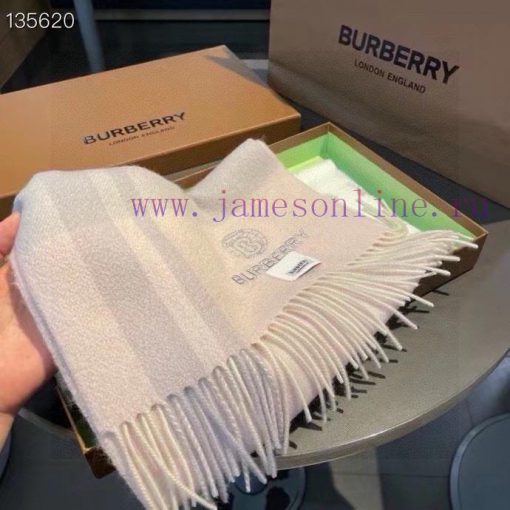 The 100% cashmere is amazing and beautiful. It makes people remember the effect of Burberry'oqpzw6w6 - Image 4
