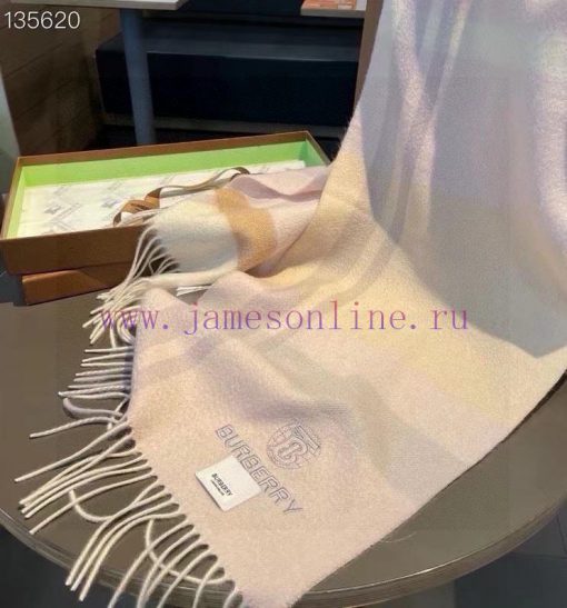 The 100% cashmere is amazing and beautiful. It makes people remember the effect of Burberry'oqpzw6w6 - Image 7