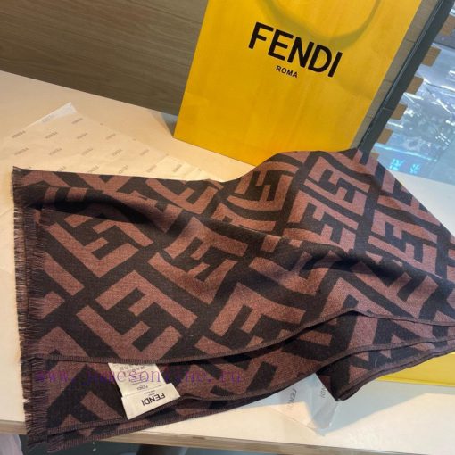 The new Fendi model prefers niche and non collision styles. It is recommended to be fashionaxhn2xa8m - Image 5