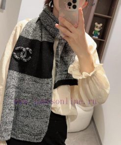 Chanel's new autumn/winter collection of 24 inch knitted scarves and long scarves, made of c4cv4e5f5