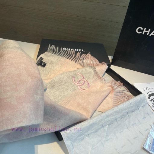 Chanel likes products with good looks and high quality that are easy to purchase. They are h76rjo3w7 - Image 7