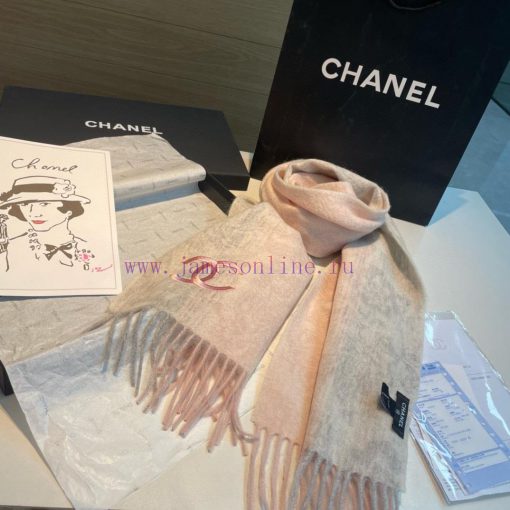 Chanel likes products with good looks and high quality that are easy to purchase. They are h76rjo3w7 - Image 8