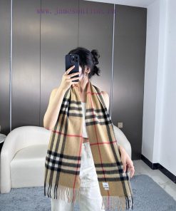 The latest product of Burberry's deep water ripple classic cashmere plaid scarf with excelled77pvw3m