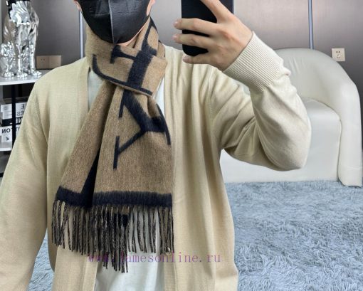 The new 2023 Burberry double-sided cashmere scarf is in high demand, with a cost-effective a4clh6vhq - Image 2