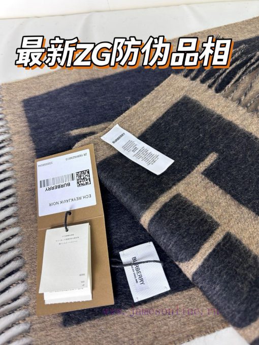 The new 2023 Burberry double-sided cashmere scarf is in high demand, with a cost-effective a4clh6vhq - Image 9