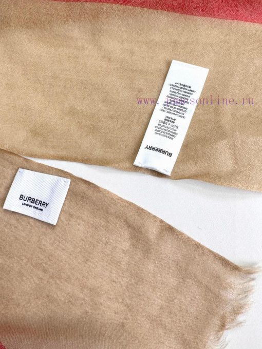 The new 2023 Burberry formal collection is exclusively for flagship stores, featuring VIP tovyqj3xs7 - Image 9