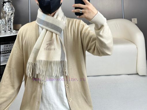 New to 100% cashmere 2023 Burberry's rare high-end men's scarf, a very authentic men's scarf874rxqd6