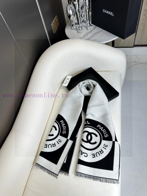 High quality Chanel badge scarf with double-sided dual color jacquard wool and silk fabric, f1sit8qr - Image 7