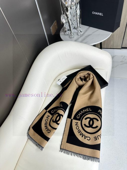 High quality Chanel badge scarf with double-sided dual color jacquard wool and silk fabric, hva6e06g - Image 7