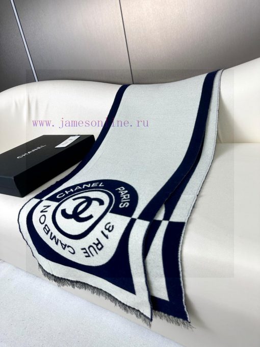High quality Chanel badge scarf with double-sided dual color jacquard wool and silk fabric, gkzk5y32 - Image 5