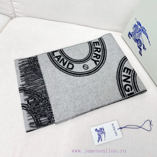 New products for autumn and winter 2024: Burberry's double-sided two tone wool scarf with a er0db9o4 - Image 4