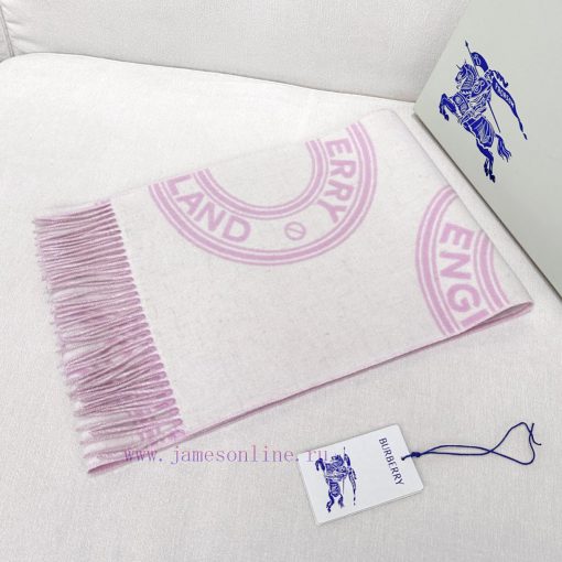 New products for autumn and winter 2024: Burberry's double-sided two tone wool scarf with a vsgvlloa - Image 4