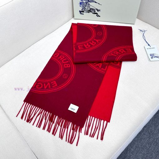 New products for autumn and winter 2024: Burberry's double-sided two tone wool scarf with a por29v07 - Image 7