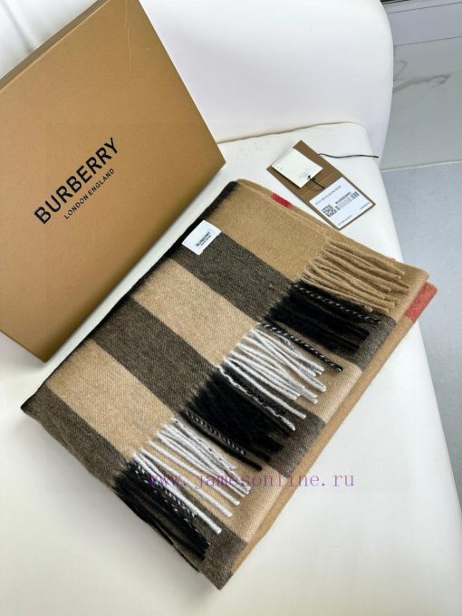 Popular Burberry classic large plaid shawl, a must-have for all hands, with the latest smalllk611soi - Image 4