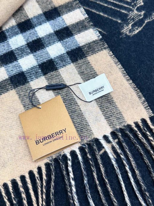 BURBERRY | Celestial Unicorn ScarfGrid patterned celestial body printed pure cashmere jacquaah19zp24 - Image 9