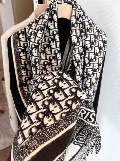 High quality cashmere, Dior's latest masterpiece of the year, limited edition of core spun ycadv5foz - Image 9