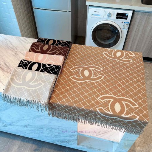 CHANEL is a high-end, comfortable, and fashionable scarf that touches your heart. The scarf gtz714ci - Image 10