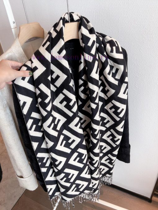 Here's the hit! This year's Fendi style is really popular, one of the must-have styles for eeeffn8u9 - Image 7