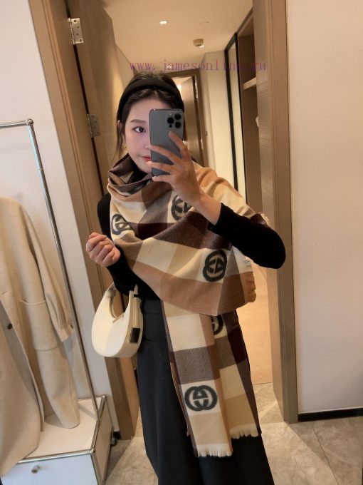GG logo plaid long scarf is so beautiful [tears]. It is a top-notch new product for the impekw5zv8lu - Image 2