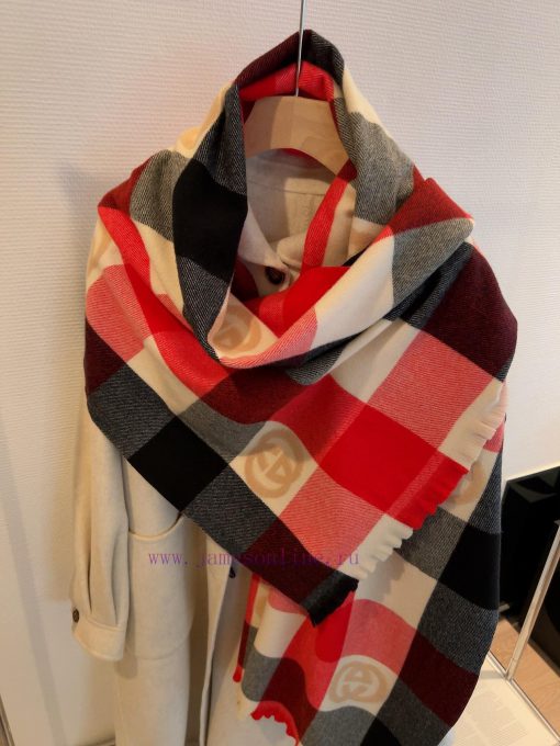 GG logo plaid long scarf is so beautiful [tears]. It is a top-notch new product for the impeafu3r1dy - Image 8