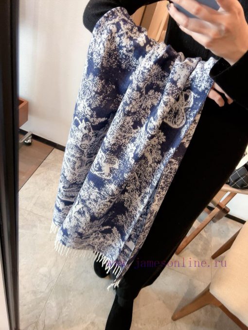 The CD animal printed long scarf is a super stunning genuine order with 100% fidelity and be8kq5qqmm - Image 9