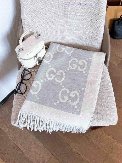 Customized purchasing grade latest double-sided dual-use scarf, GG logo, as Gucci's represeneul81d4h - Image 6