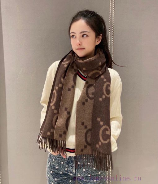 The rare quality of Gucci is so beautiful. The latest ZG synchronized pattern of Gucci is reyy93gfd0