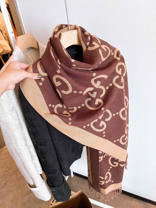 Customized purchasing grade latest double-sided dual-use scarf, GG logo, as Gucci's represeneul81d4h - Image 9