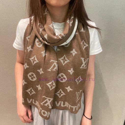 LV official website knitted cashmere material is very warm, soft and skin friendly. It does 7xoq7dqs - Image 2