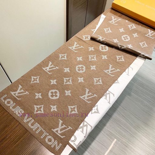 LV official website knitted cashmere material is very warm, soft and skin friendly. It does 7xoq7dqs - Image 6
