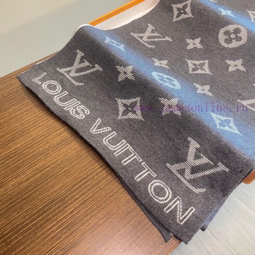LV official website knitted cashmere material is very warm, soft and skin friendly. It does brur6t0i - Image 9