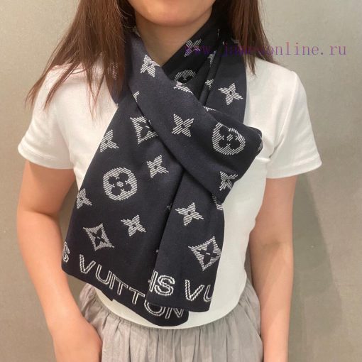 LV official website knitted cashmere material is very warm, soft and skin friendly. It does 53s7sn24 - Image 2