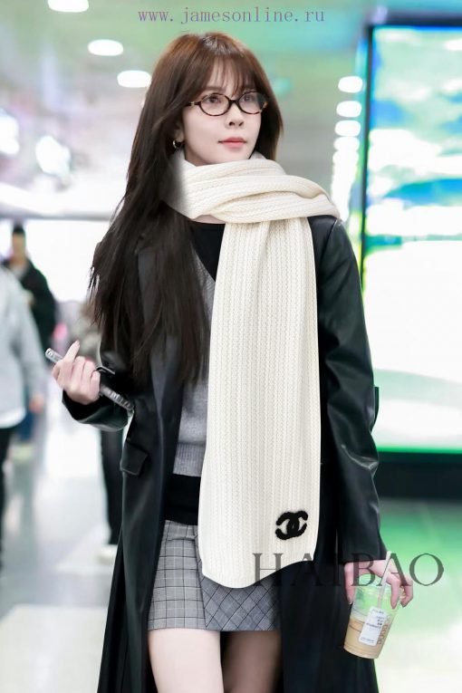 Chanel's new double-C solid color striped knitted long scarf, cashmere knitted long scarf, i7na0il6g - Image 2