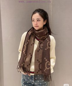 Large G tasselThe latest popular classic double large g double-sided jacquard tassel scarf w274fq4p2