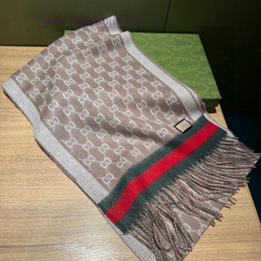 Gucci's synchronized new cashmere material is very warm, soft and skin friendly, without tyipioox1o3 - Image 3