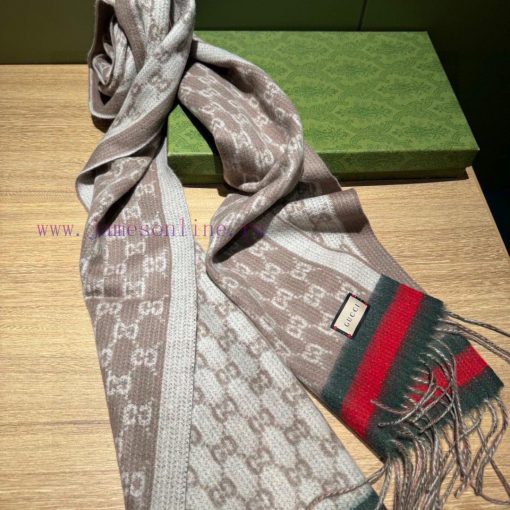 Gucci's synchronized new cashmere material is very warm, soft and skin friendly, without tyipioox1o3 - Image 9