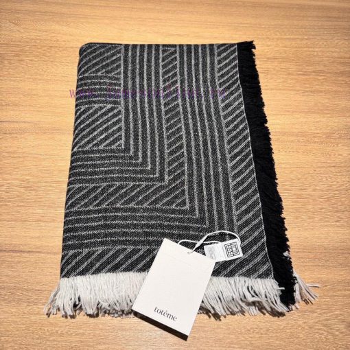 Extremely rare Toteme export original large shawlThis type of goods has no additional ordersn9ekszhc