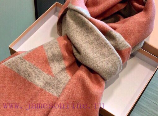 The acne large letter shawl is the hottest item of the year, produced by the original factoriqirj51s - Image 10