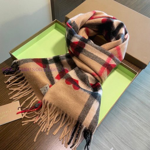 Burberry couple's big hit is coming, super cute classic peach heart ️ cashmere scarf, anothe4e6kr78e - Image 7