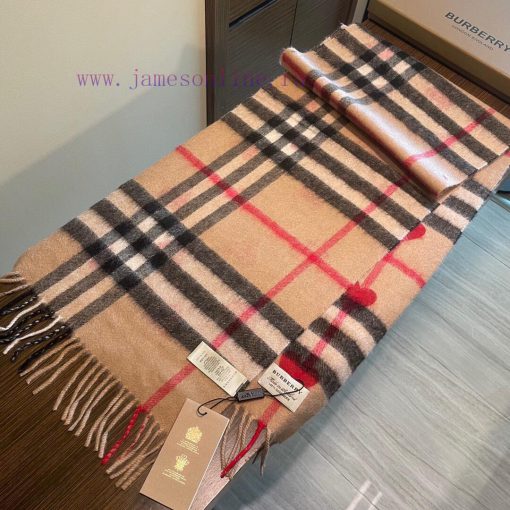 Burberry couple's big hit is coming, super cute classic peach heart ️ cashmere scarf, anothe4e6kr78e - Image 9