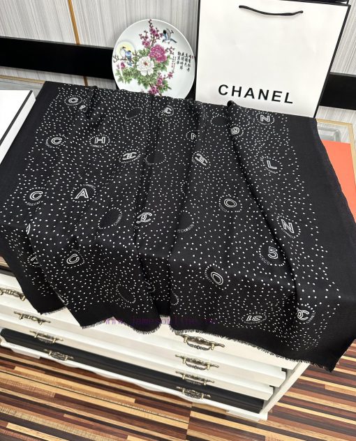 Chanel 2024 is so beautiful that it hits the heart with a heart pounding double C. The genuih7rymdz8 - Image 7