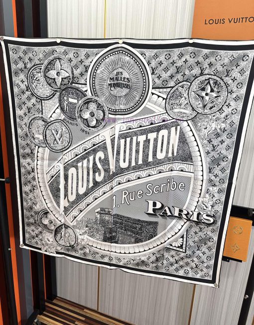 Lv's classic style silk square scarf, when you buy it, you always agree to buy it quickly. Hygsqg9ek - Image 9
