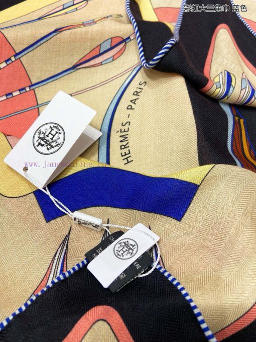The new top of the line H Home Rainbow Triangle Scarf is a multifunctional triangular scarf 1p2osfaj - Image 13