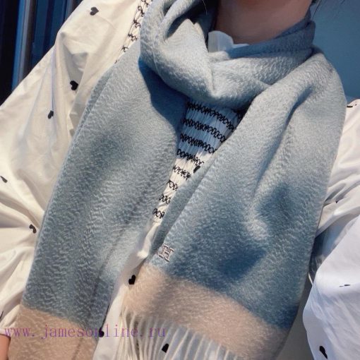 Wool Hermes ️ Angry thumbs up for self retention ️ Our men's scarves are rare to buy and cheis6drnxd - Image 2