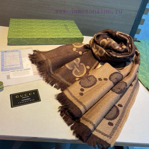 This scarf is an unbeatable classic for autumn and winter. It's so popular that almost everyzvj652ab - Image 10