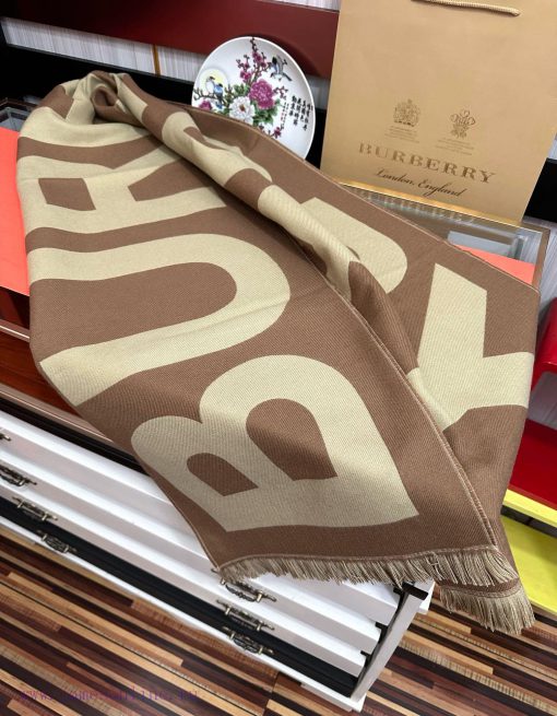 Burberry [Gift] Latest Double sided Large Letter Scarf [Moon] Super Recommended Large Lettergcg5kt33 - Image 6